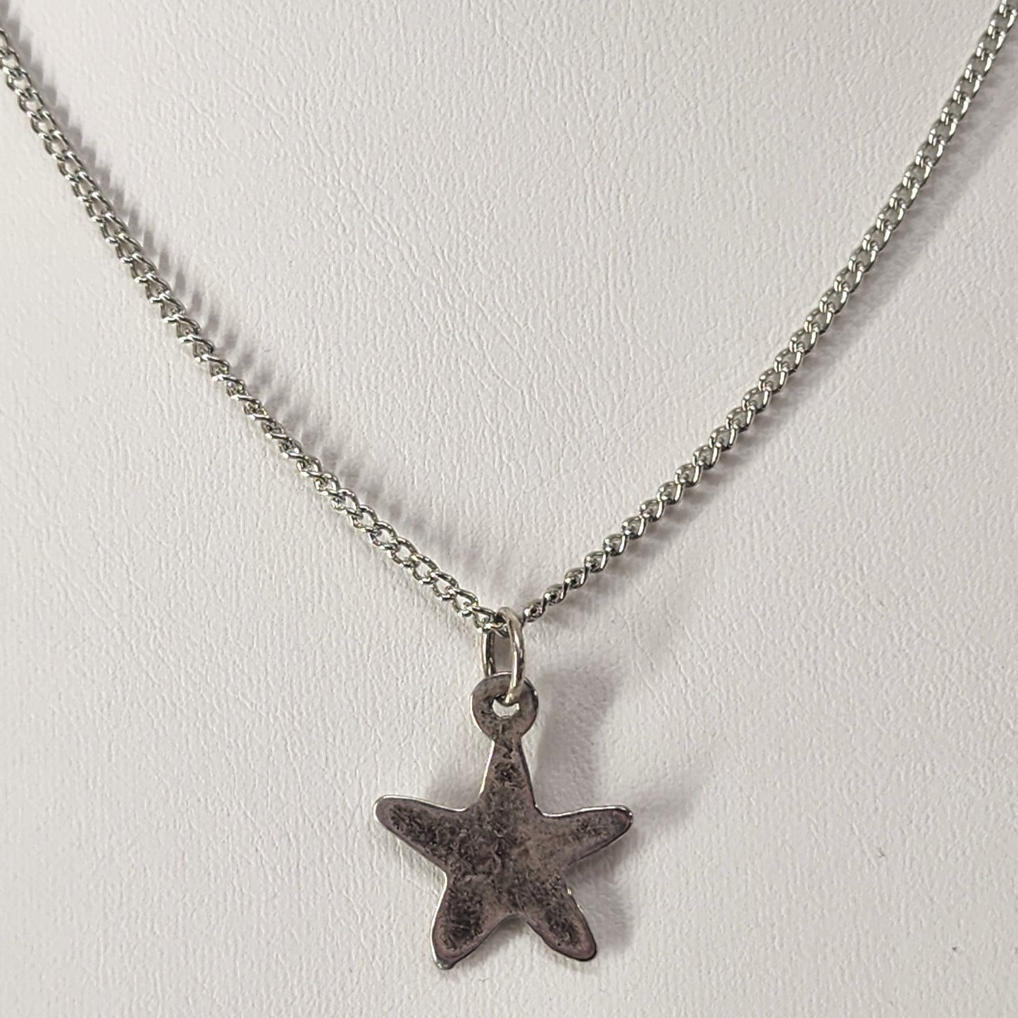 Silver Tone Tropical Necklace Steel Chain with Starfish Pendant Ocean Motif 10"