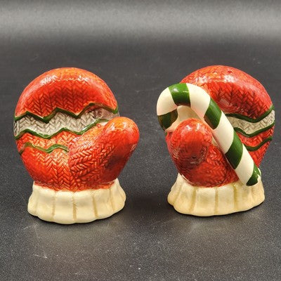 Set of 2 Christmas Salt & Pepper Shakers Red Mittens Ceramic 3.75"