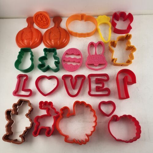 21 Plastic Cookie Cutters Press Easter Valentine Halloween Christmas Love Bunny