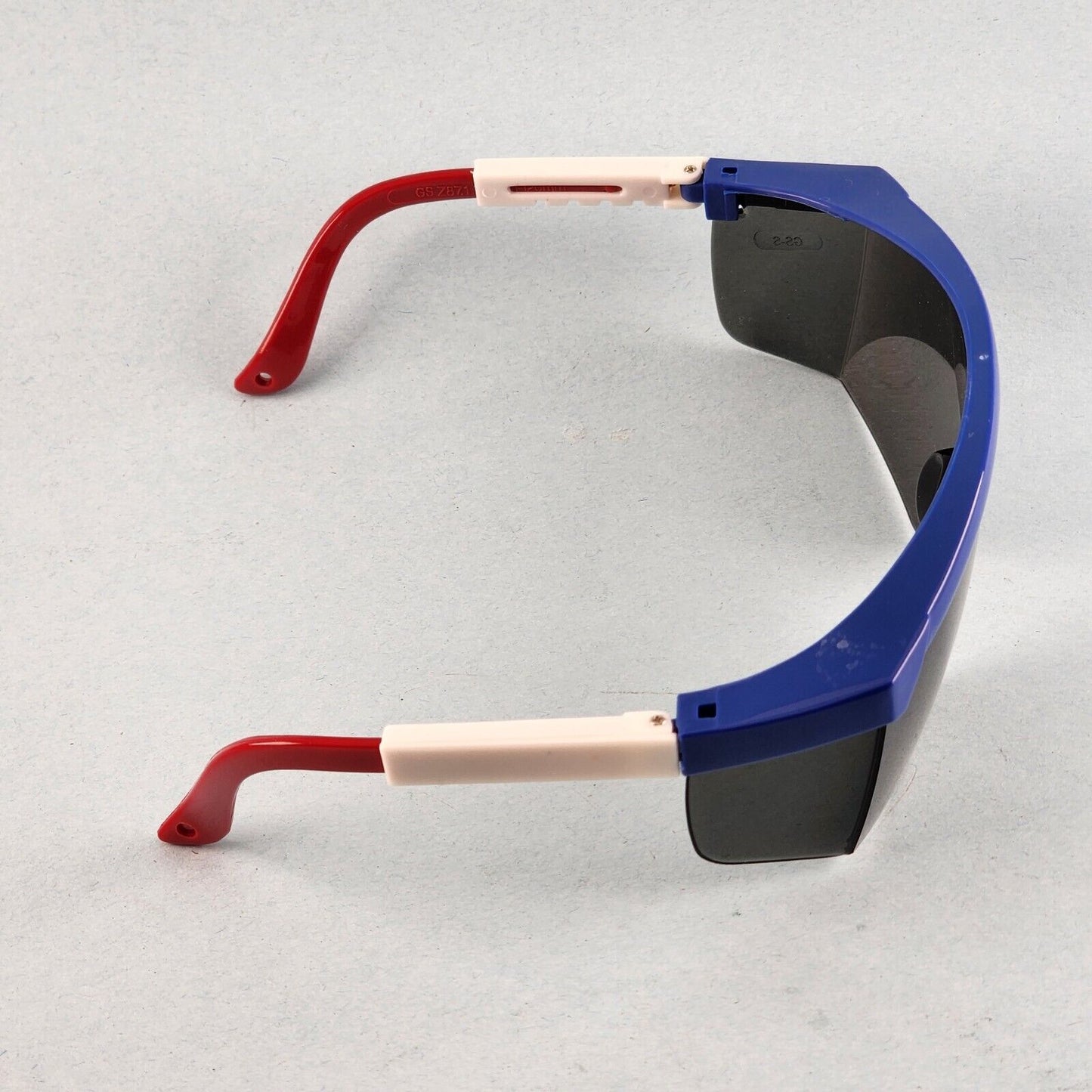 Gateway Strobe Safety Glasses Lightweight Telescoping Temples Side Shields Z87.1 (Freedom Frame, Gray Lens)