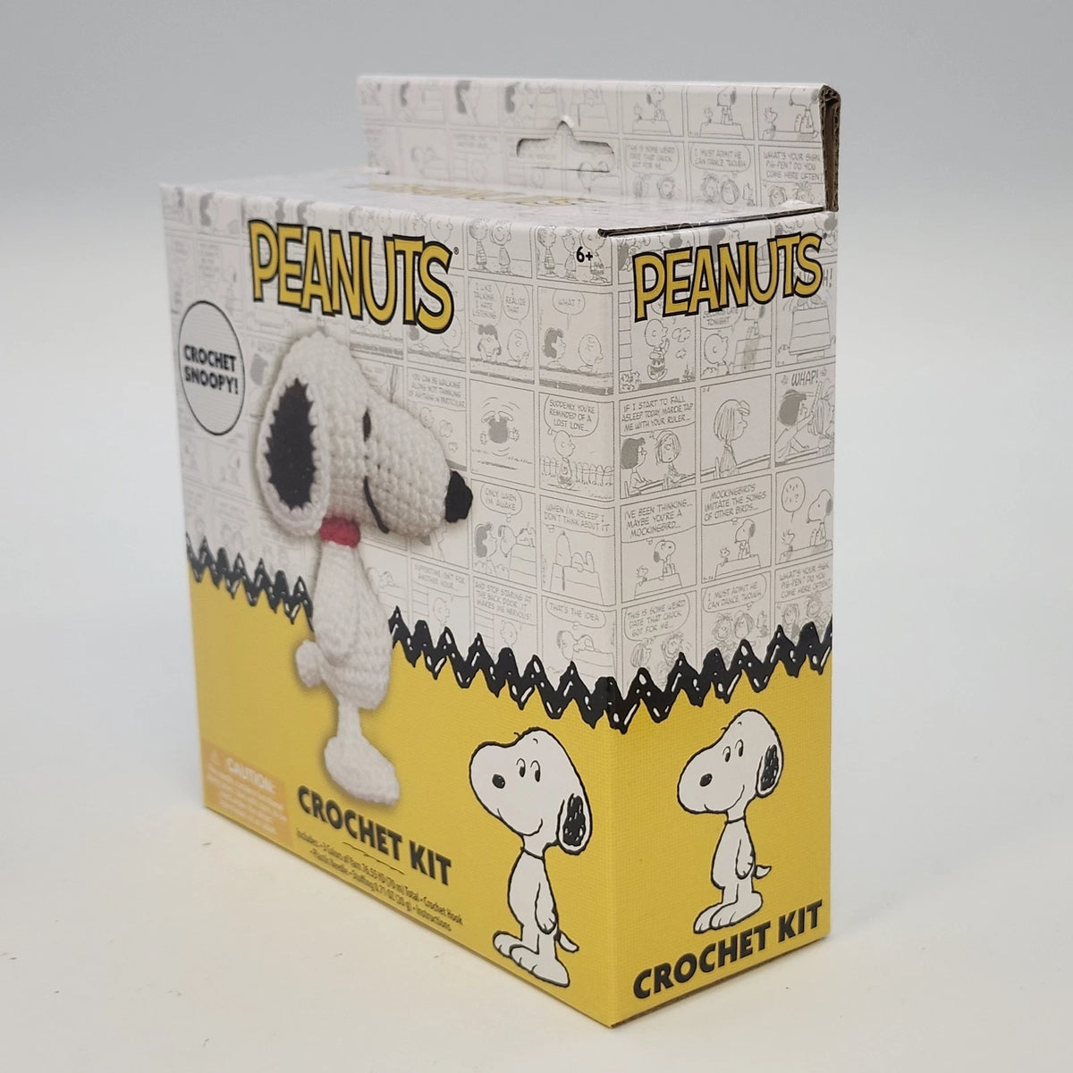 Peanuts Snoopy Crochet Kit DIY Craft Yarn Needle Stuffing Complete New Sealed