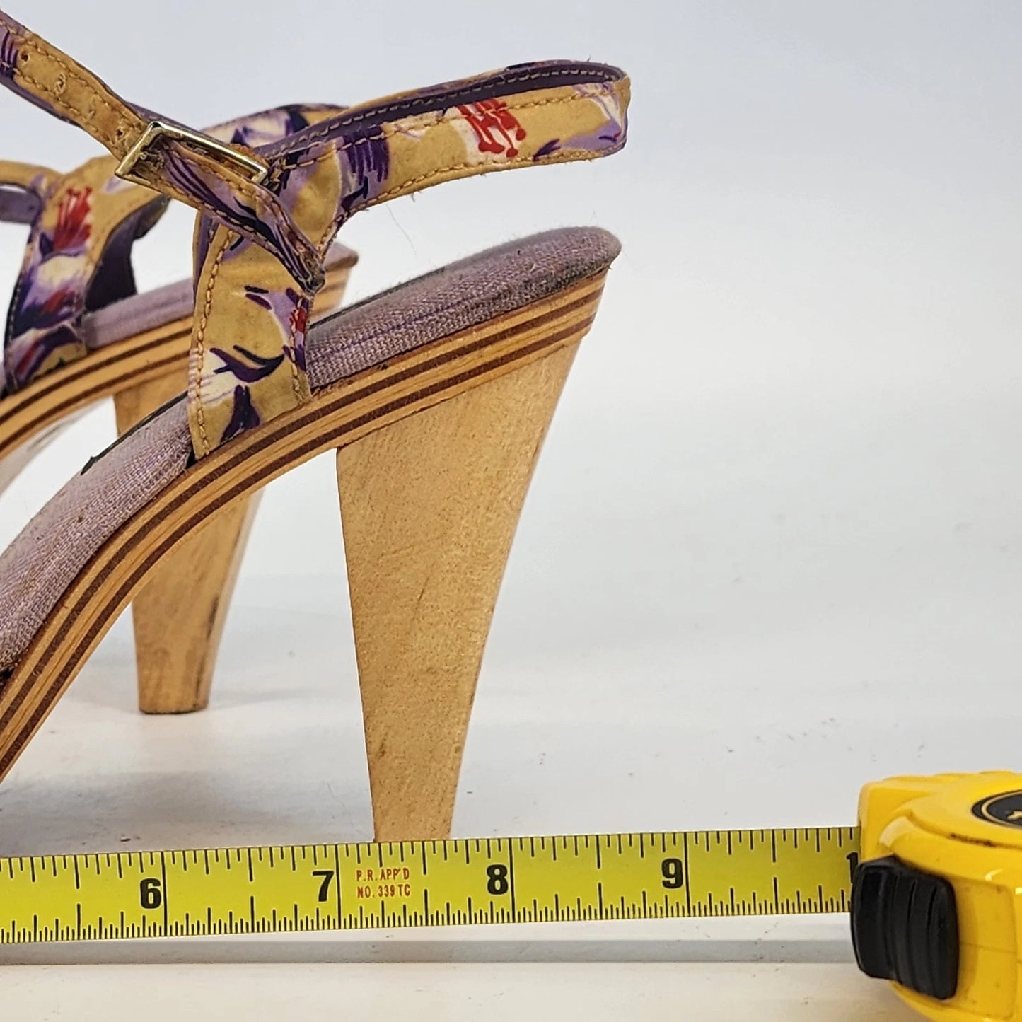 Saint Charles Platform Heels Women Size 8 Yellow Purple Silk