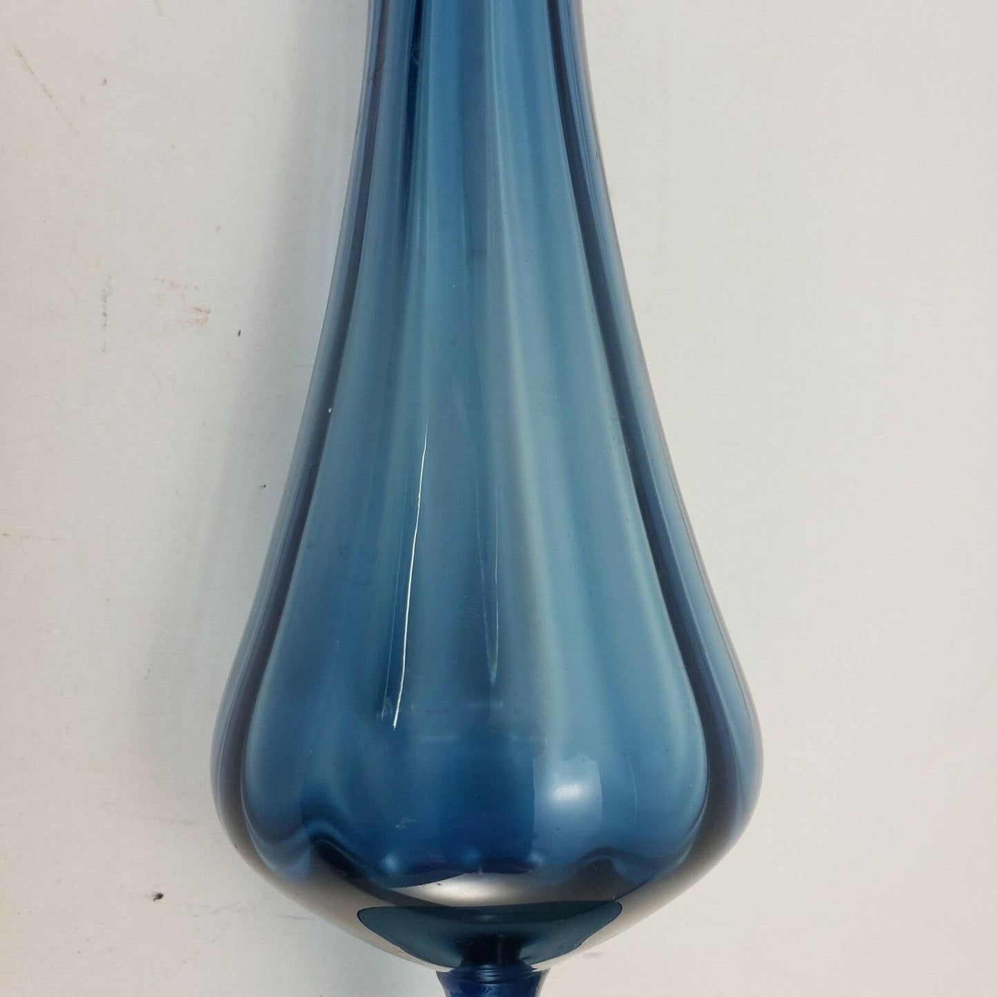 Art Glass Blue Ribbed Bud Vase Stemmed Midnight Blue Italy Handmade 9.5”