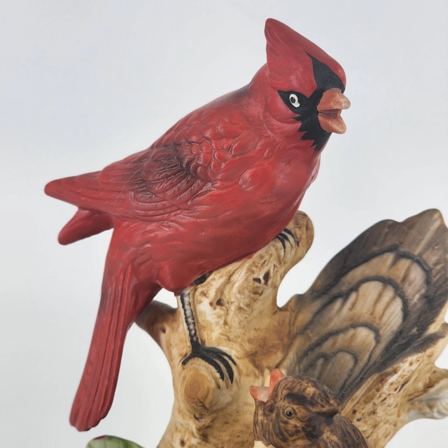 Cardinal & Baby Bird Music Box Figurine Red Bird Family Tree Stump Ceramic 8"