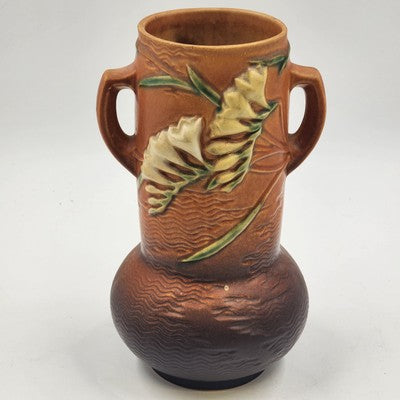 Roseville Pottery Two-Handled Freesia Pattern Terra Cotta Vase 126-10 USA 1945