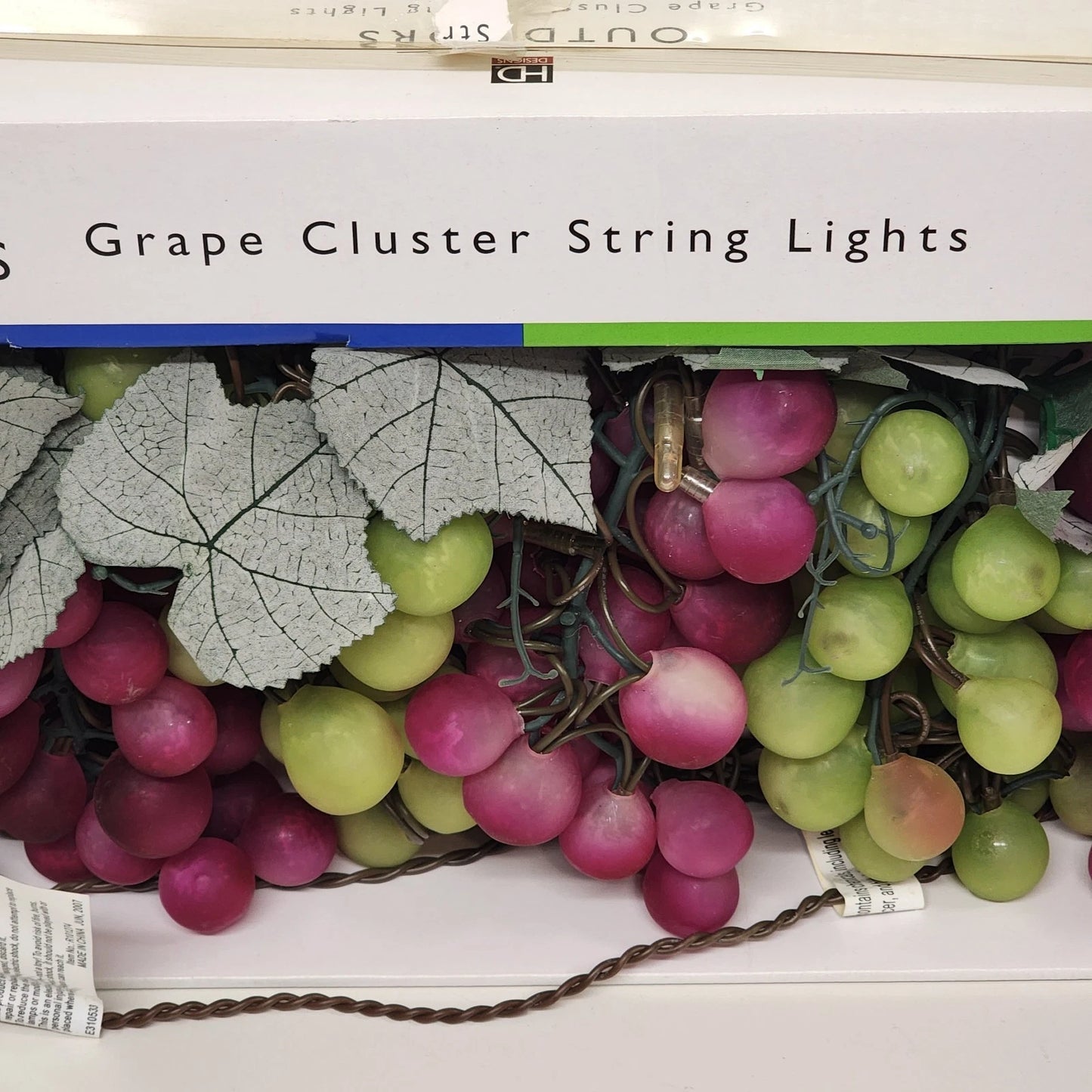 Grape Cluster String Light Set 6 Clusters 150 Lights Red Green New NOS Vintage