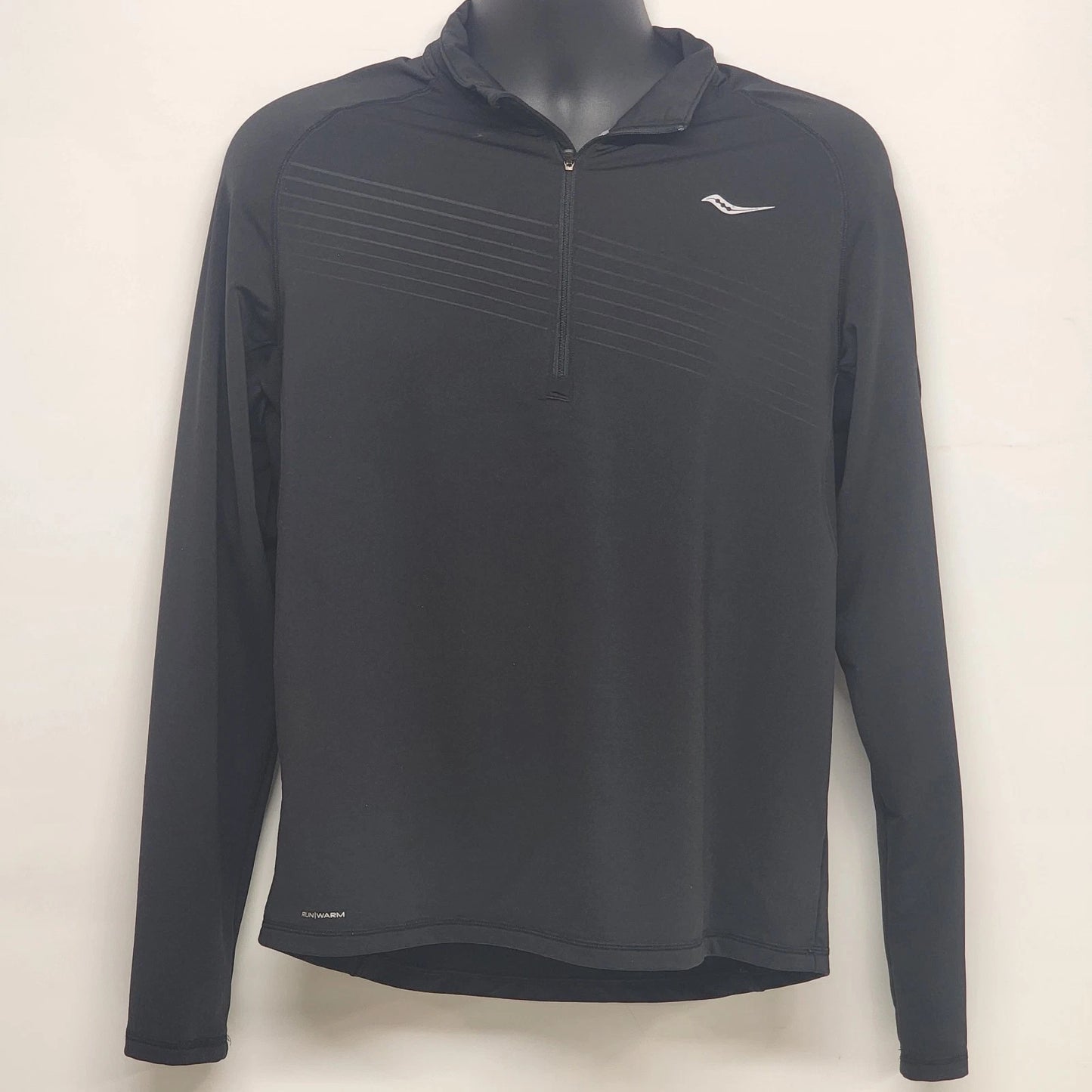 Saucony Men's Medium Black Long Sleeve Running Shirt Performance Top 23" PIT