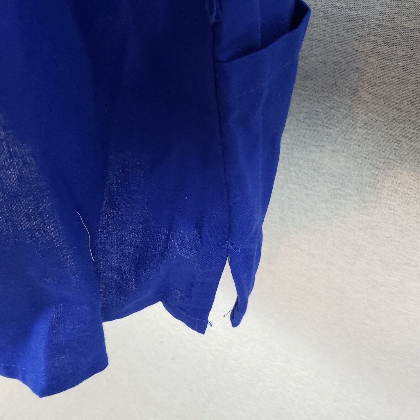 B Scrubs Solid Blue Uniform Top Womens 1XL 3 Pocket Scrubs NWT