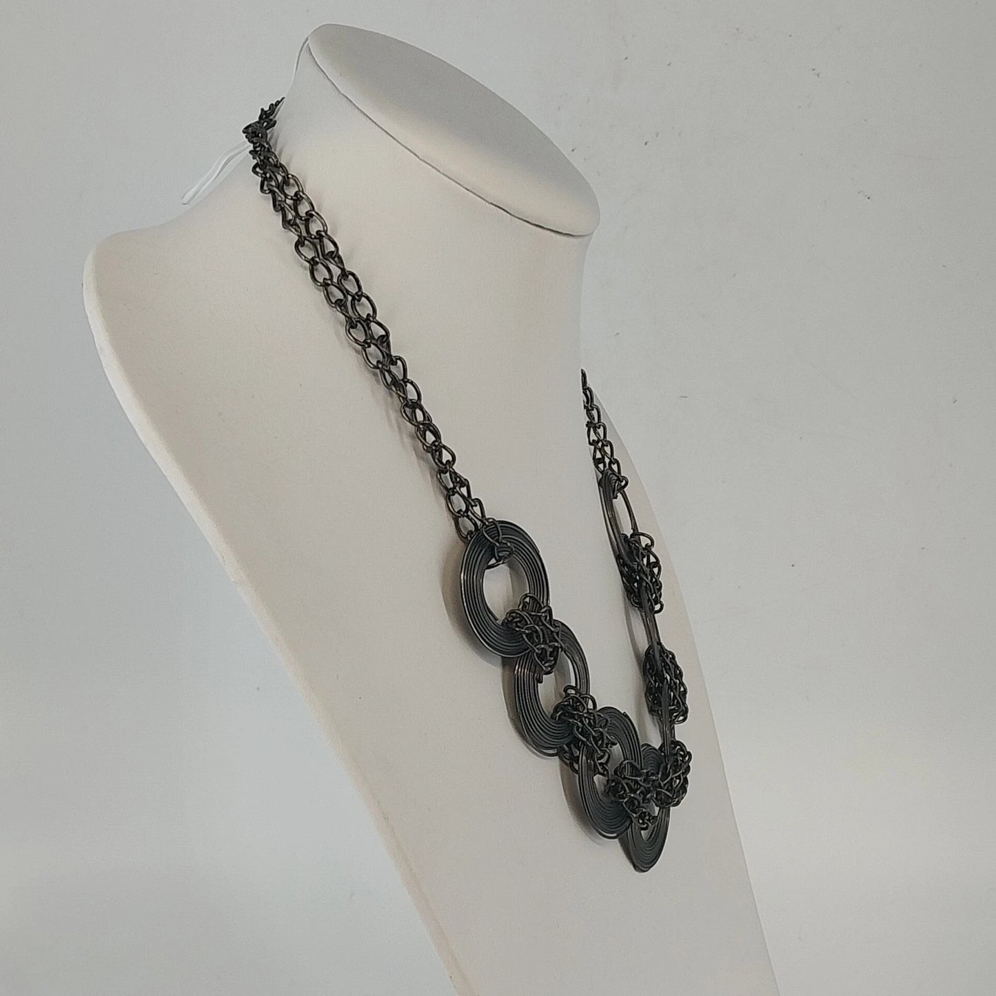 Gunmetal Chain Link Statement Necklace Oversized Circle Runway Fashion Vintage
