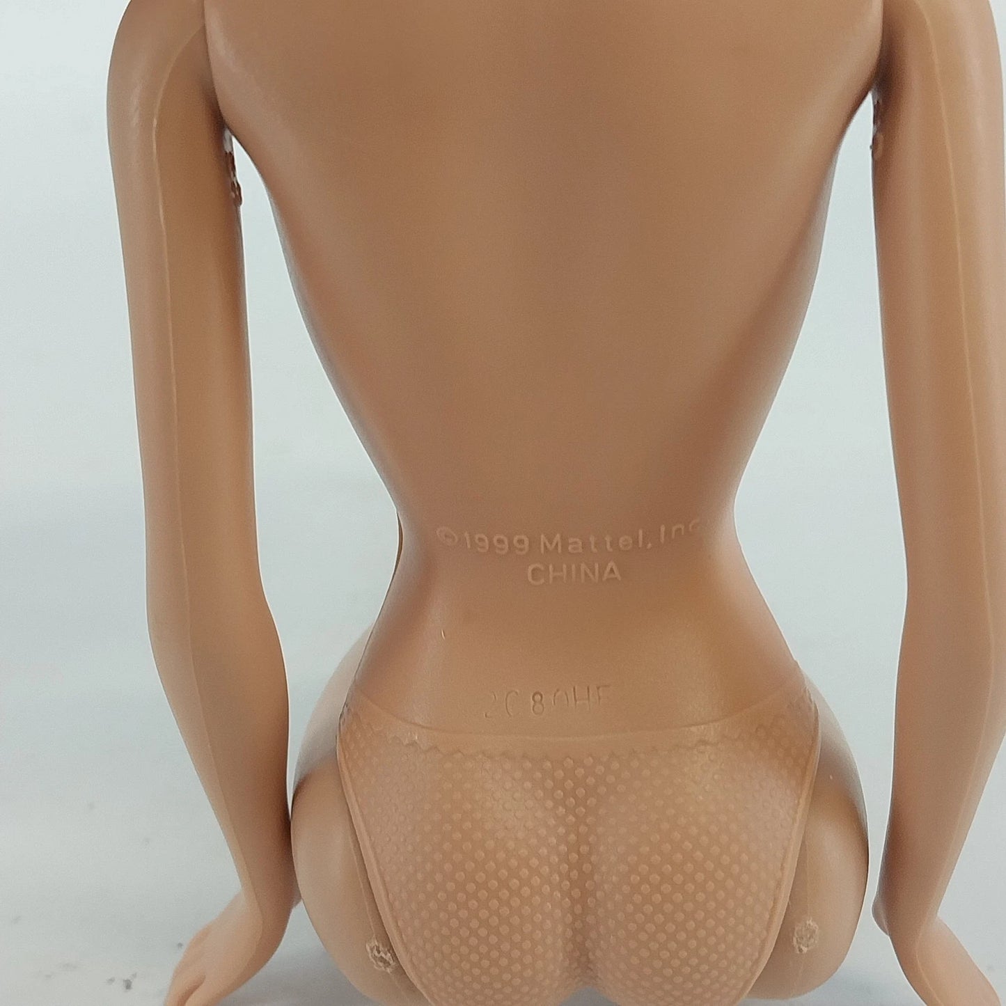 Barbie Doll Mattel 1998 Head 1999 Body Nude Bendable Knees Blonde Purple Lips
