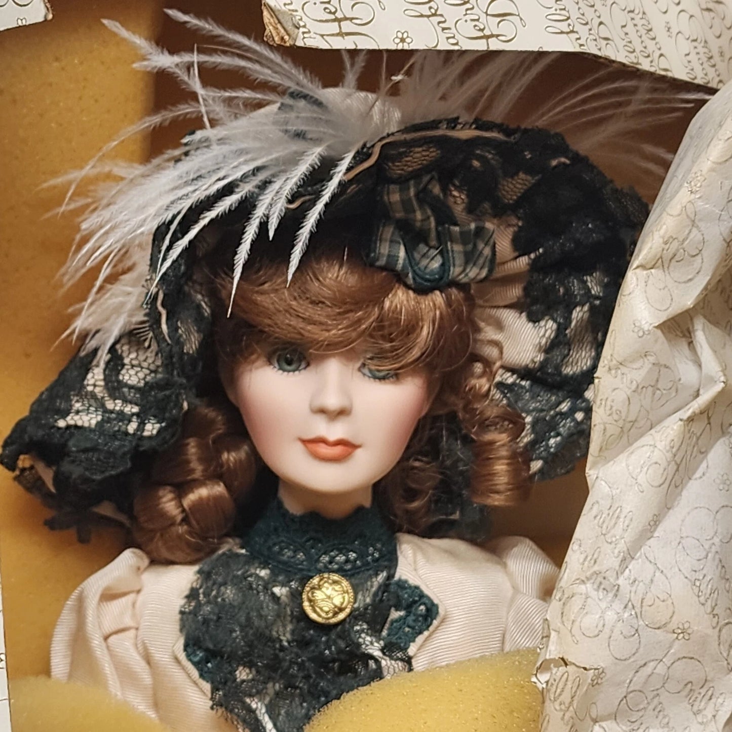 Franklin Heirloom Laureen Londonderry Doll 22 Musical Boxed