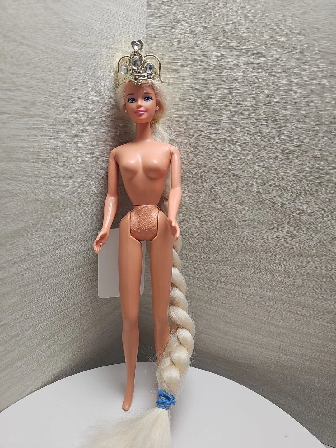 Barbie Rapunzel Doll 1997 Long Blonde Hair Crown Mattel