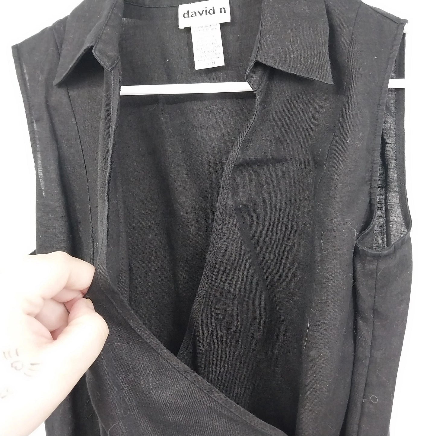 David N Women's Black 100% Linen Sleeveless Wrap Blouse Collared V-Neck Top M