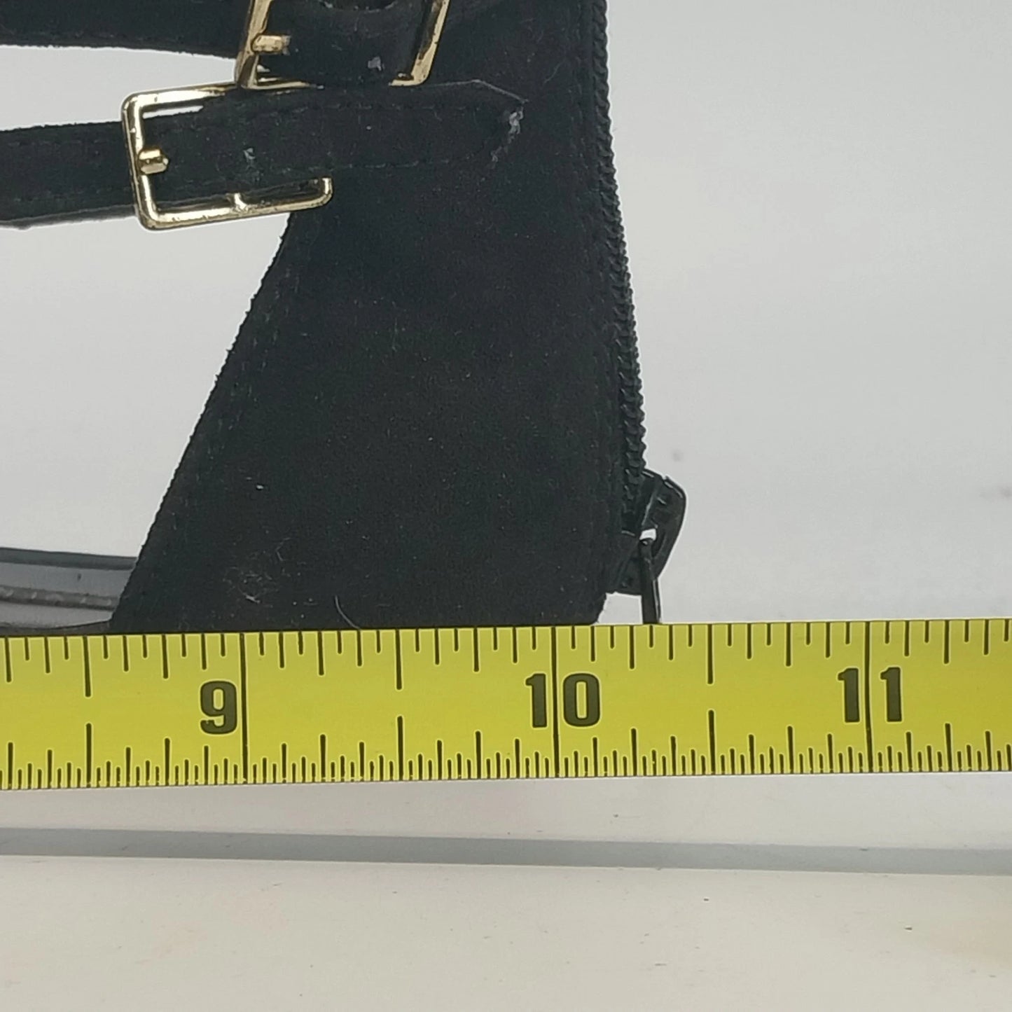 Forever 21 Black Jelly Strappy Flats Sandals Womens Size 8 Triple Buckle Ankle