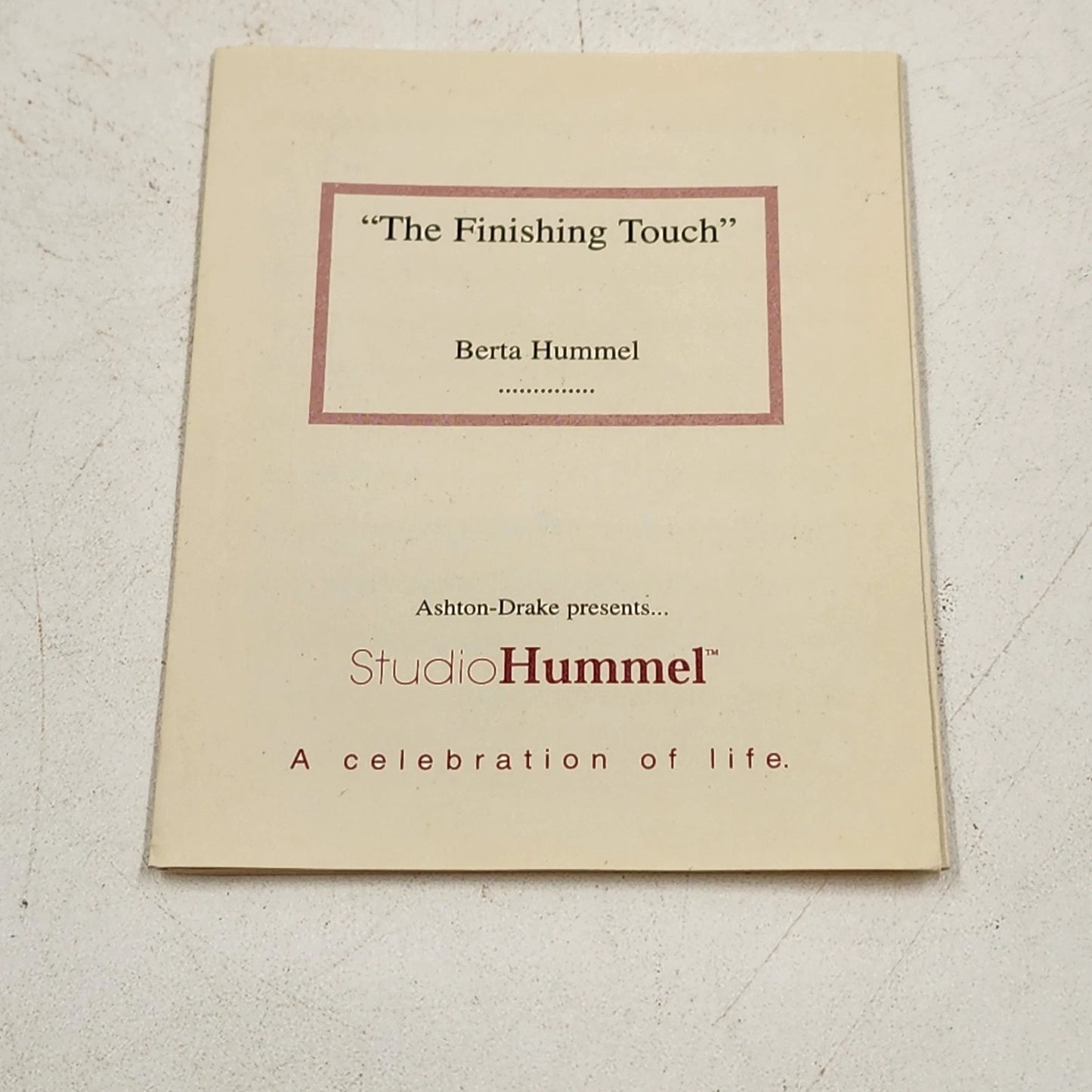 Berta Hummel THE FINISHING TOUCH Ornament Goebel Porcelain Girl 1999