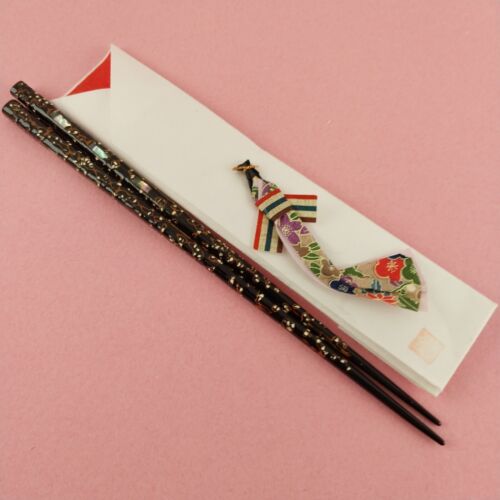 Japanese Black Lacquer Chopsticks Mother of Pearl Inlay Brown Design 9"