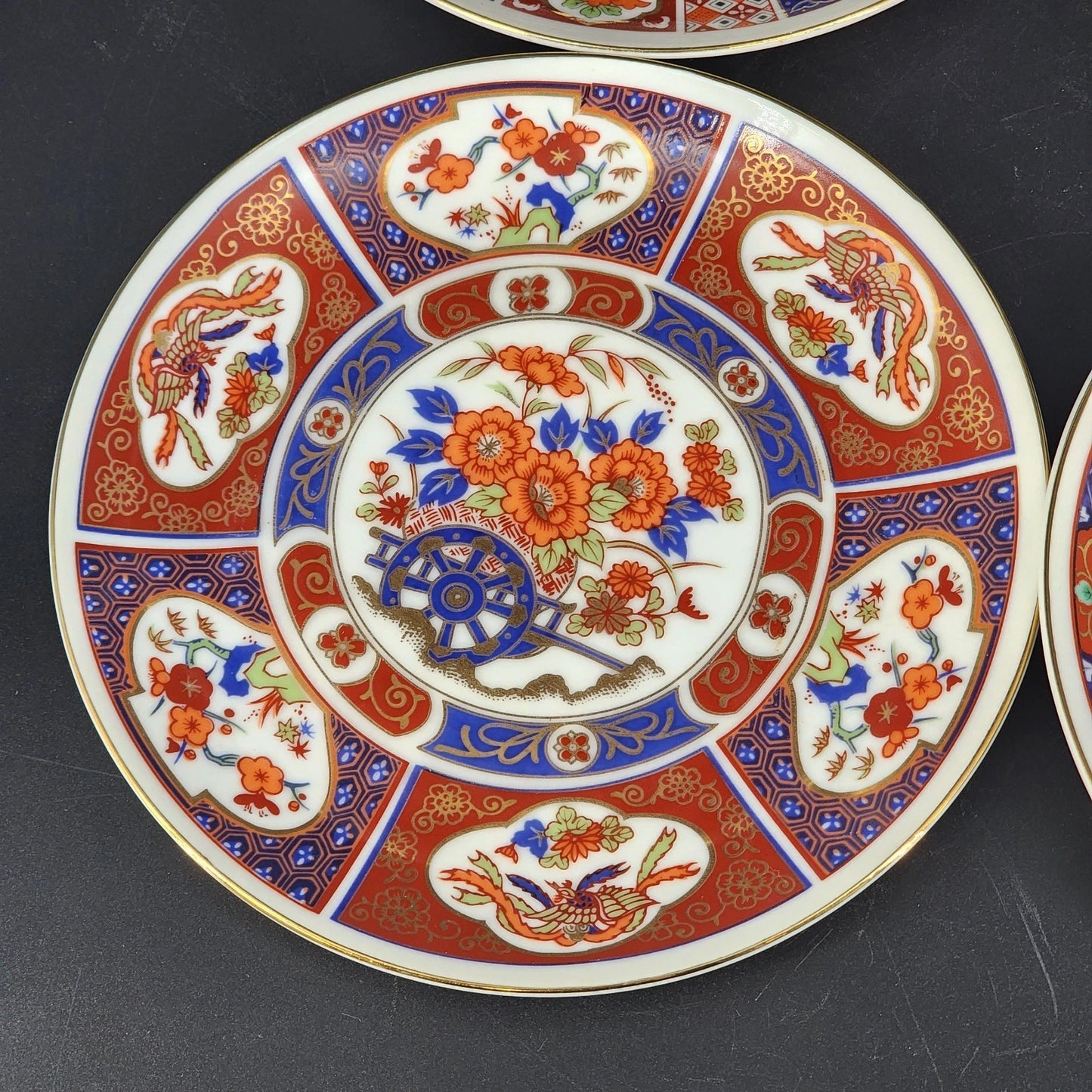 Japanese Imari Porcelain Plates 6.25" Set of 4 Hand Painted Gold Gilt Vintage