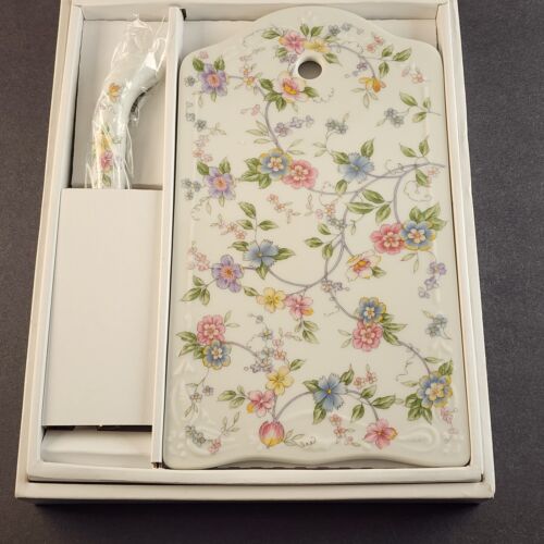 Andrea by Sadek Corona Fine Porcelain China Cheese Board w Knife New in Box