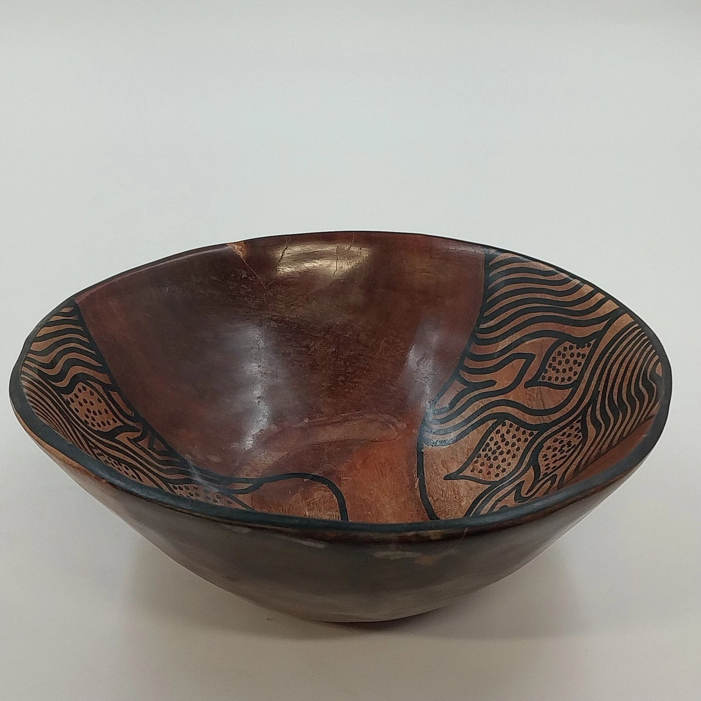 Zimbabwe Hand Carved Olive Wood Bowl 7" African Batik Animal Print Varnished Vtg