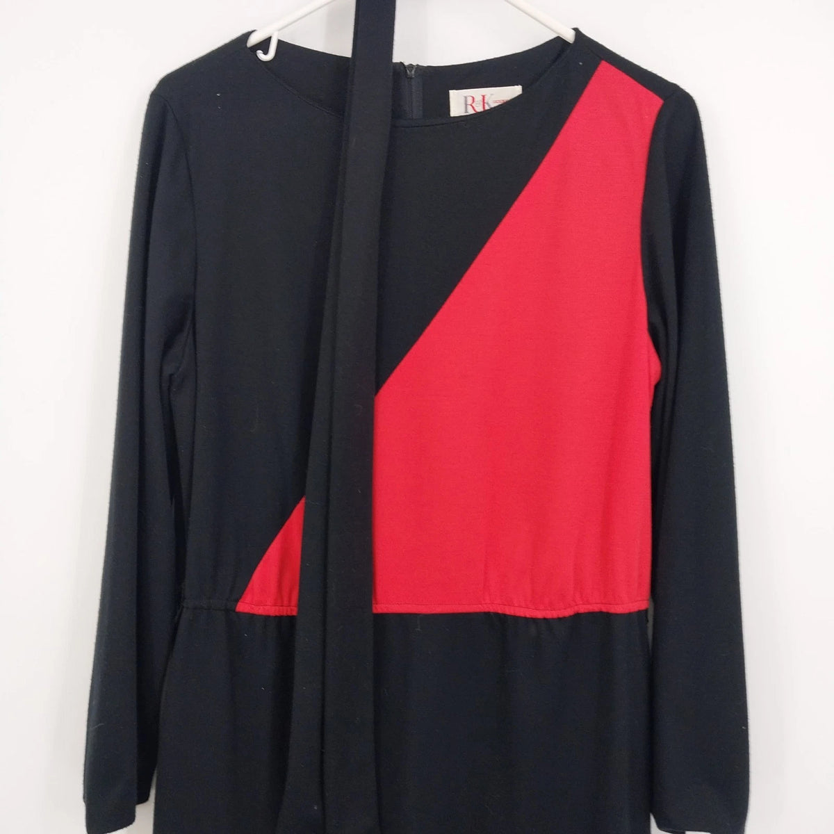 R&K Originals Midi Dress Black Red Colorblock Long Sleeve Tie Back Zip