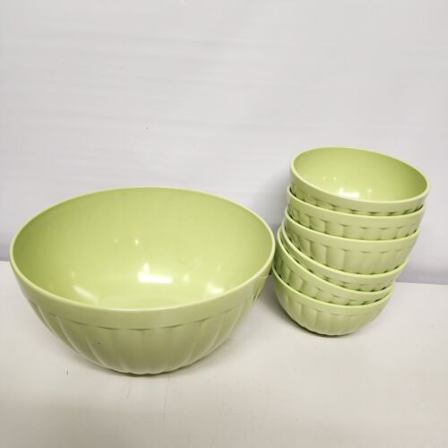 Melamine Salad Bowl Set Lime Green Vintage Taiwan Resin Molded Plastic 1980s