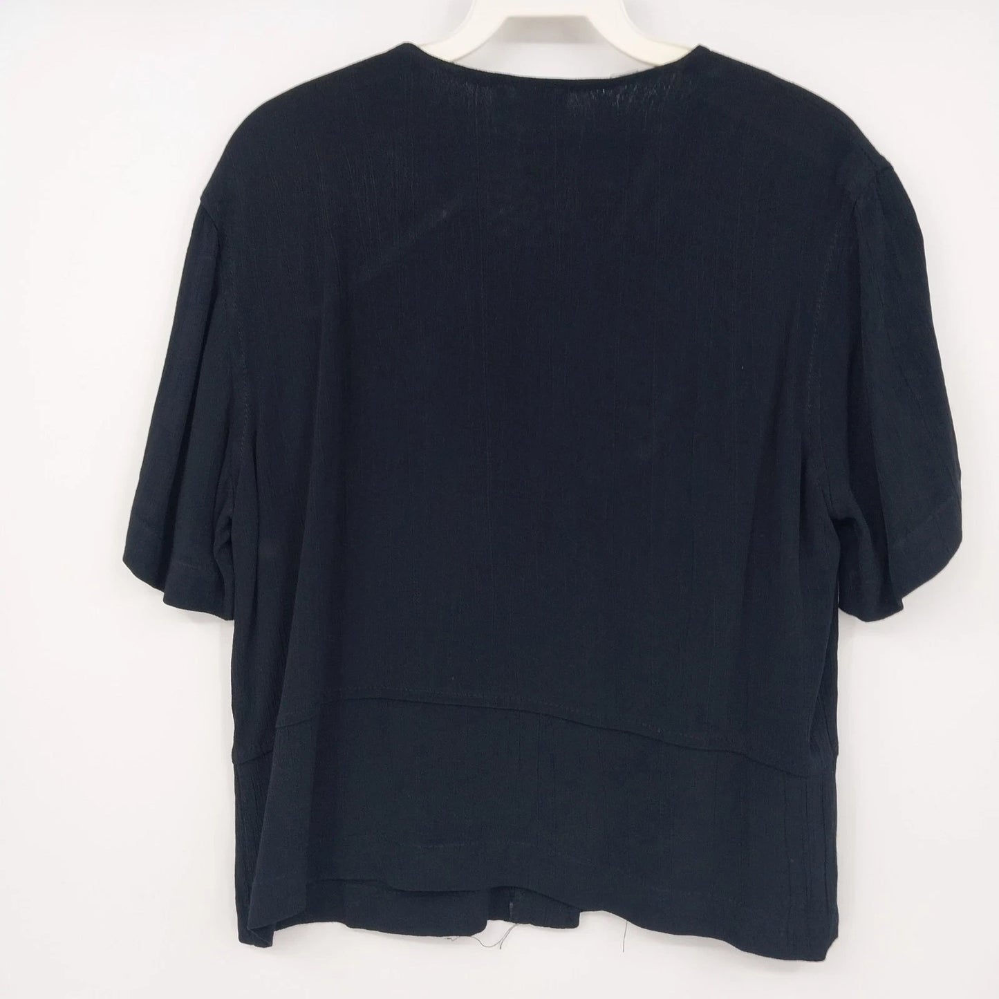 Clio V-Neck Button Front Blouse Black Short Sleeve Lightweight Women's Small