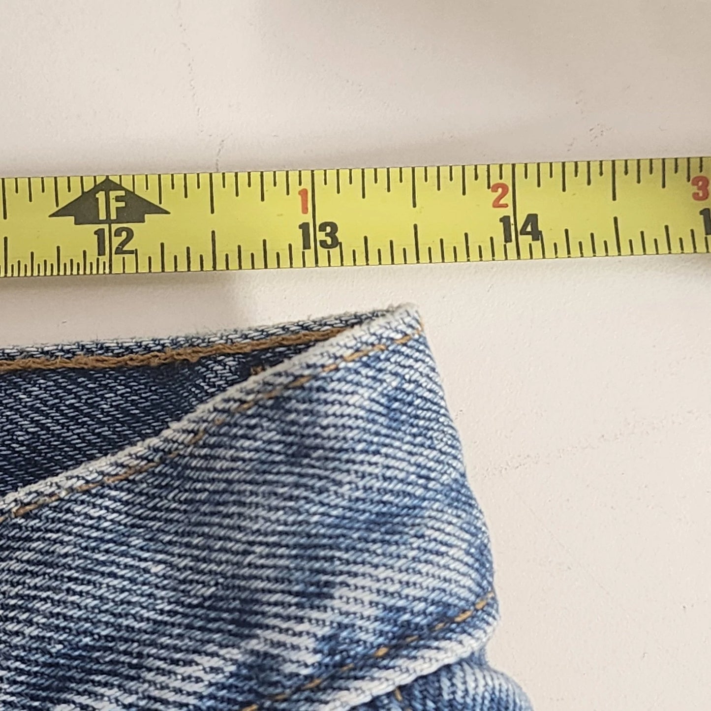 LA Blues Size 10 Denim Jeans Medium Wash Slim Fit 100% Cotton Classic Vtg Mexico