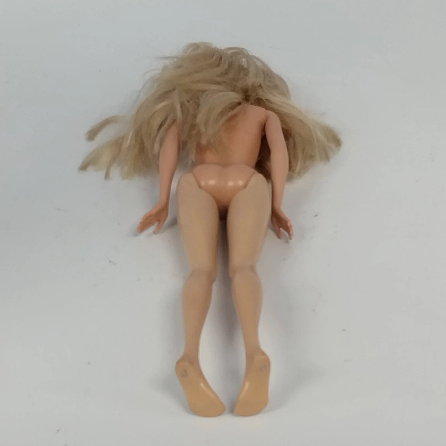 Mattel Barbie Doll Heart Tattoo Blonde Bendable Knees Nude 1998 Head 1999 Body