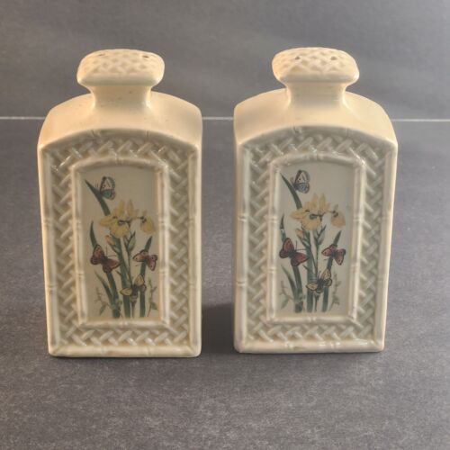 Enesco Butterfly Garden Trellis Vintage Ceramic Salt & Pepper Shakers 1978 Japan