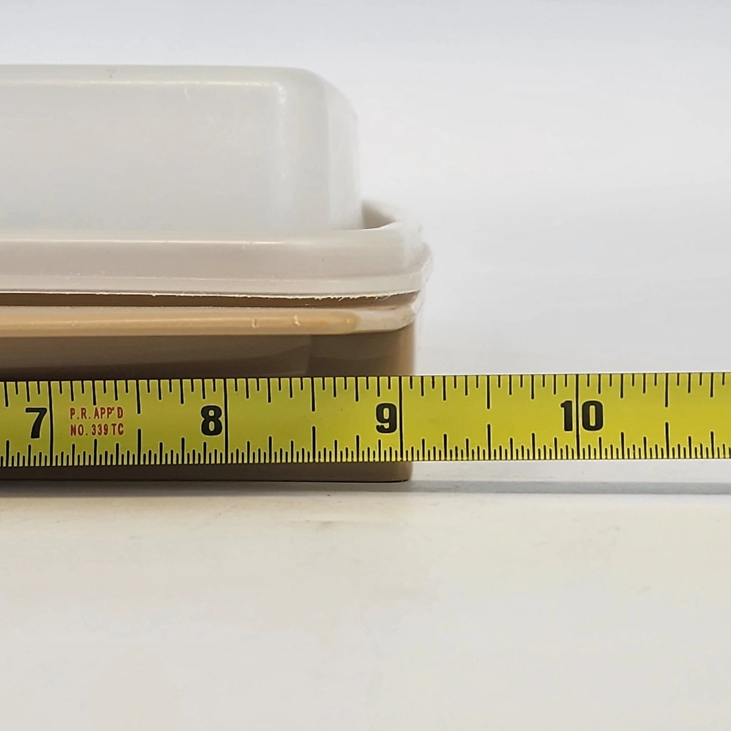 Tupperware 723-2 Deviled Egg Keeper Almond 4 Pc w Inserts Carrier 12" Vintage