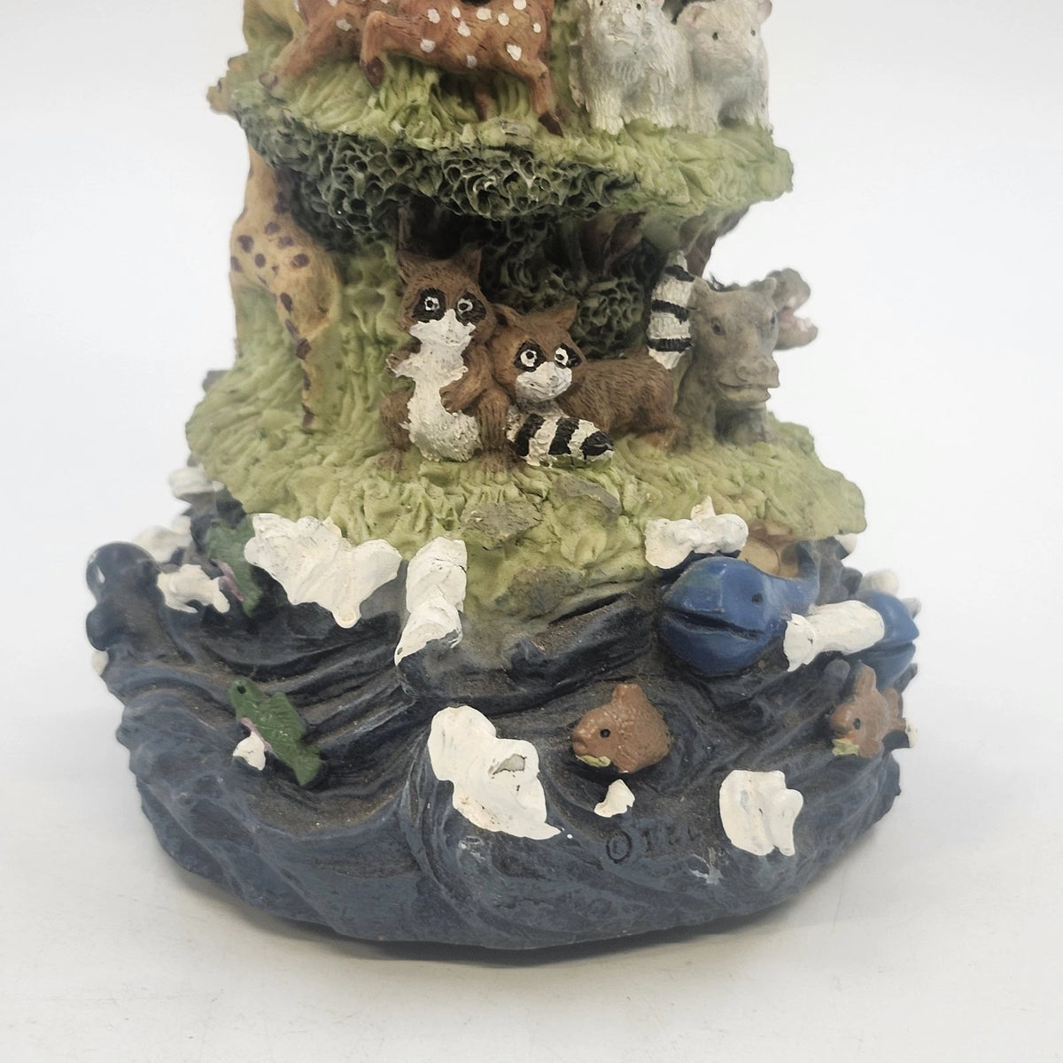 Noah's Ark Animal Spiral Tower Music Box Wildlife Figurine 10" Ceramic TLC China