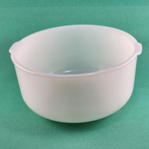 Glasbake White 19CJ Mixing Bowl Made for Sunbeam Mixmaster Mixer Vintage 9.25x5"