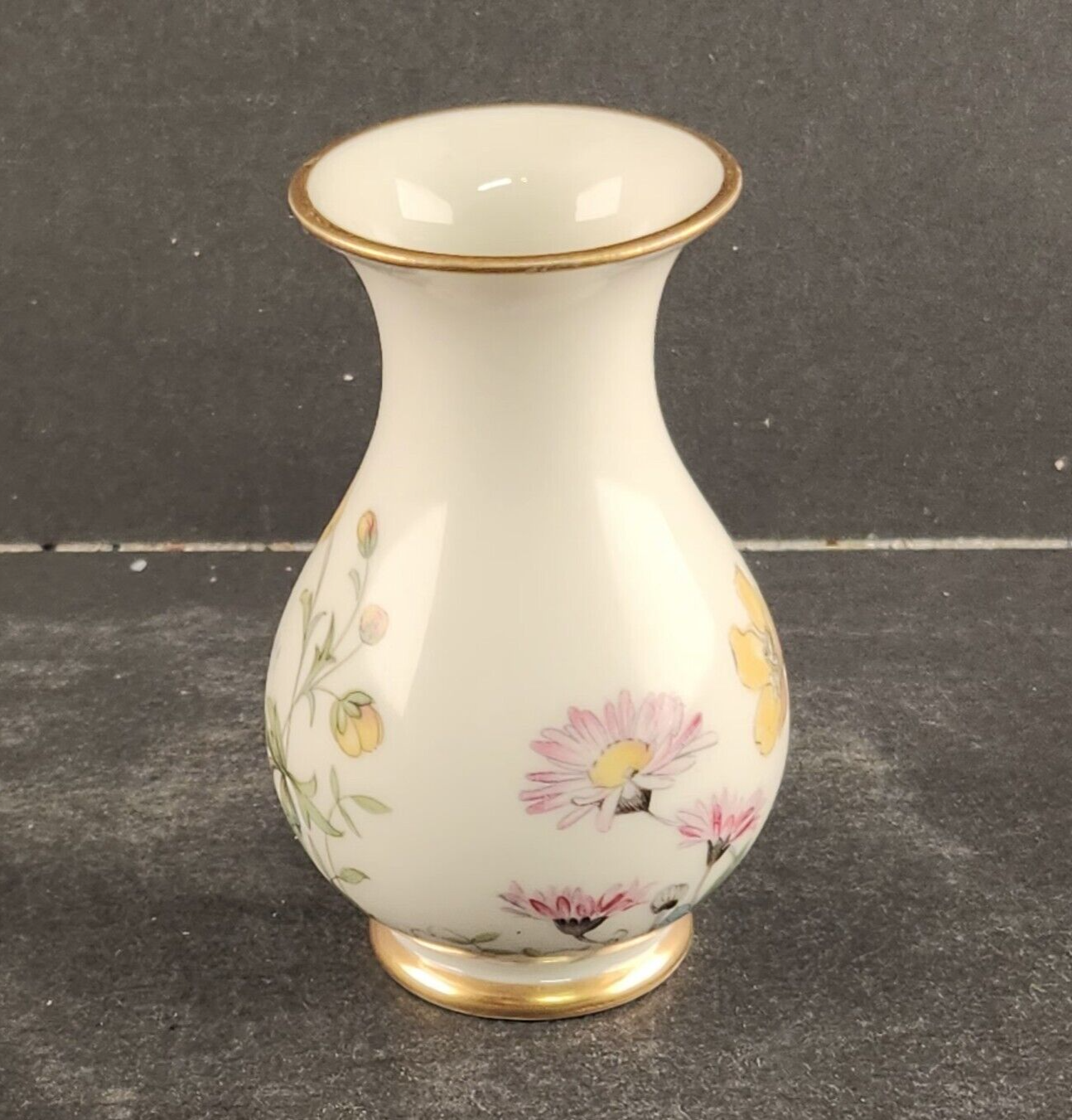 K&R Krautheim Selb Bavaria Germany Floral Vase Porcelain Gold Trim 3" Vintage