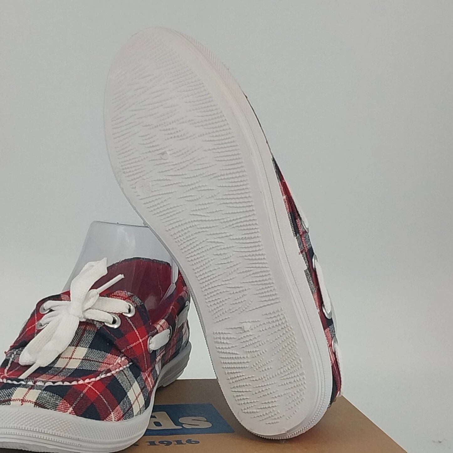 Keds Boat Shoes Plaid Canvas Red White Blue Women's 7.5 Sneakers Kohl's WF31127