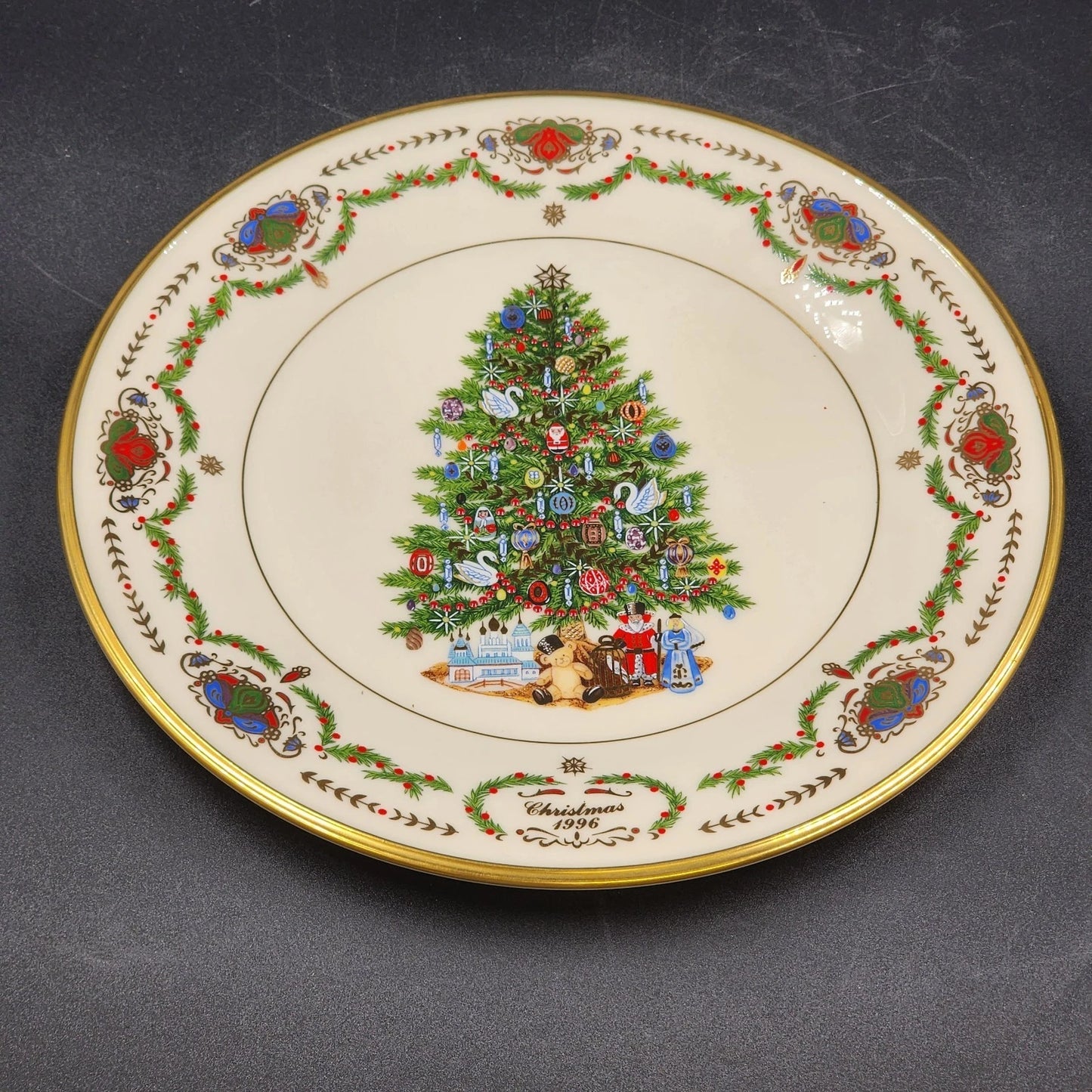Lenox Annual Plate 1996 Russia Christmas Trees Around the World Limited Edition