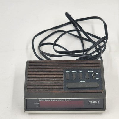 Tozai 1022 Electronic LED Alarm Clock 5.5" Red Number Vintage Tested And Working
