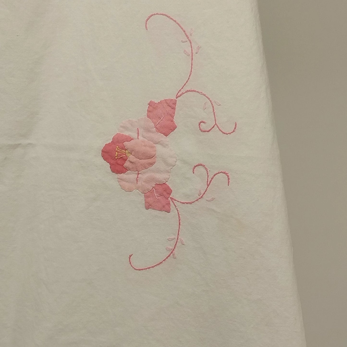 Handmade White Tablecloth Pink Applique Floral Embroidered Hemmed 96x66 Vintage
