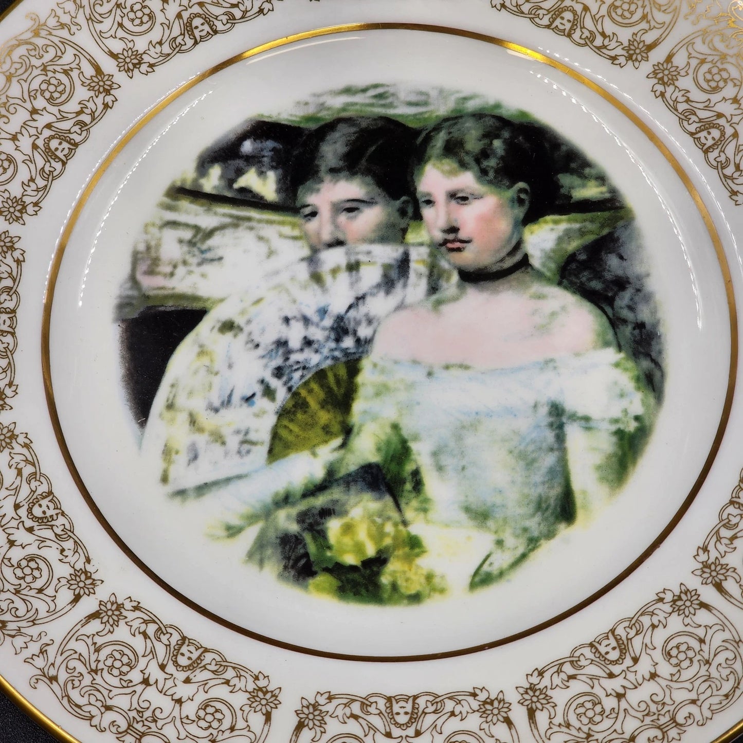 Wittnauer Collectors' Guild Plate EBB85 In the Loge by Mary Cassatt Bone China