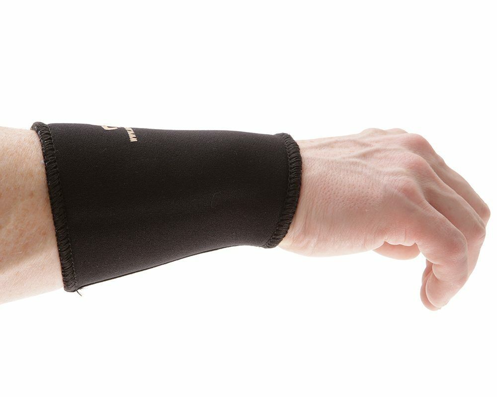 Impacto Thermo Wrap Wrist Support Natural Heat Therapy Pull on Style Soft Liner