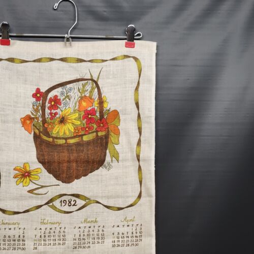 1982 Calendar Linen Kitchen Dish Towel Basket of Flowers All Pure Linen Vintage