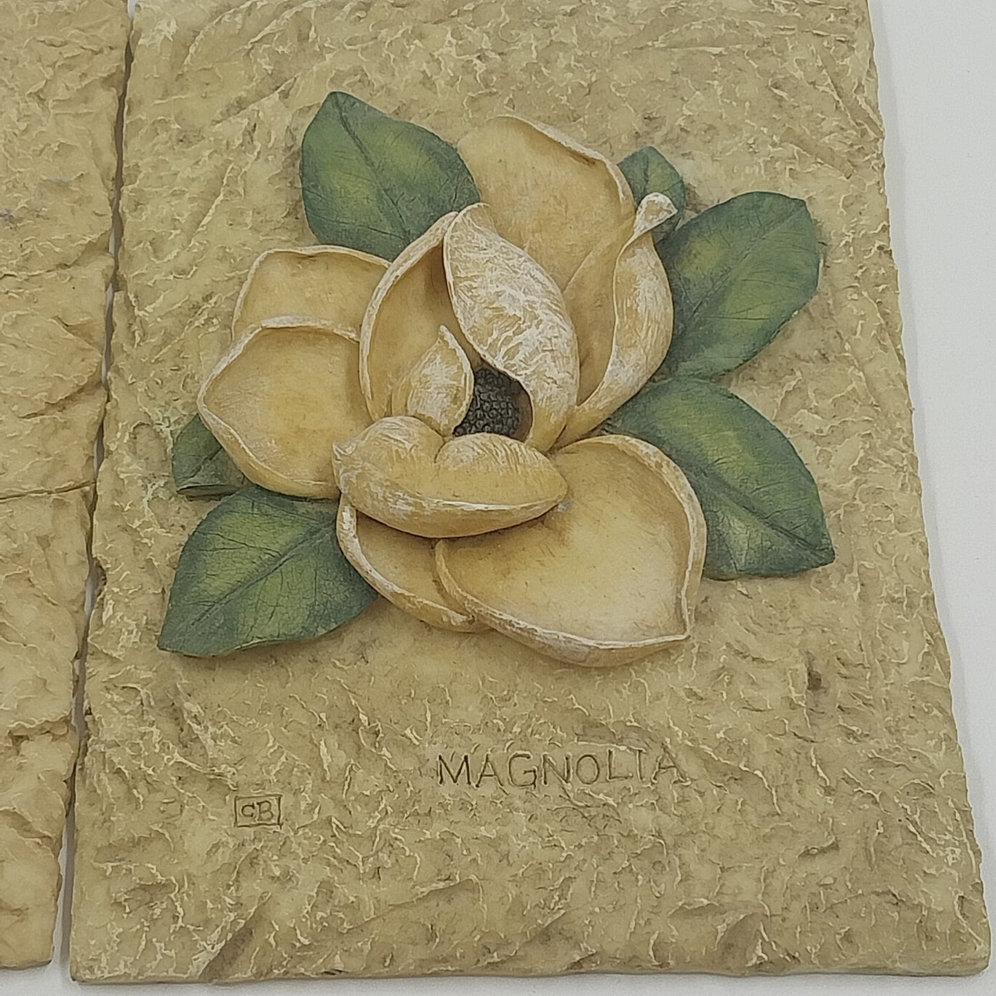 2 Floral Wall Art Hanging Plaques Decor Hydrangea and Magnolia Resin 3D 4x6" Vtg