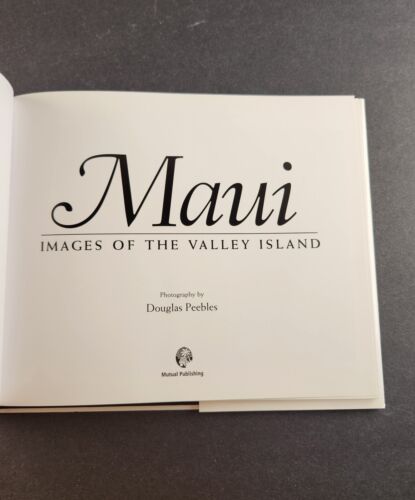 Beautiful Images of Hawaii And Ultimate Guidebooks For Kauai and Maui Lot of 5