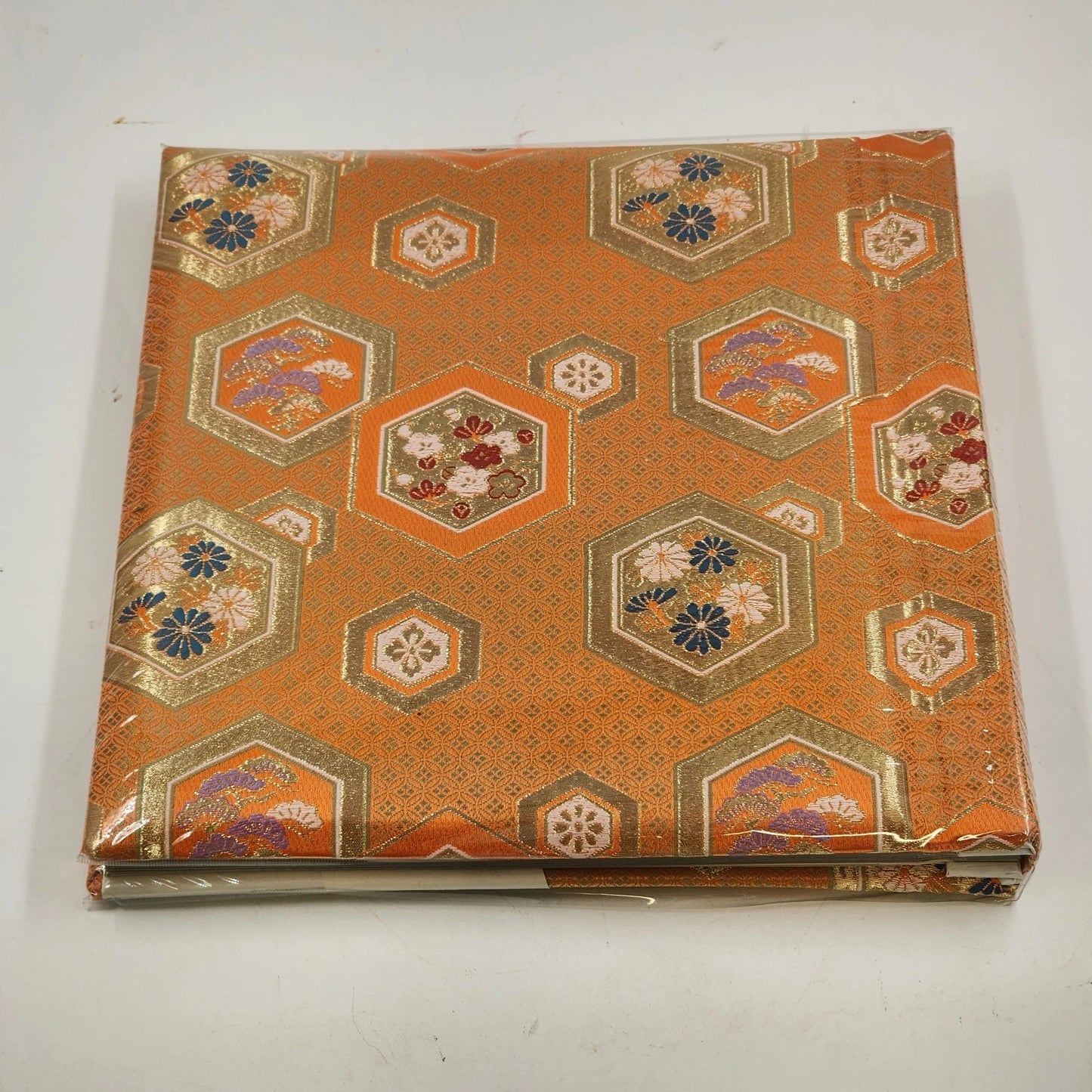 Japanese Nishijin-ori Fabric Photo Album Red Gold Silk Metallic Brocade NEW