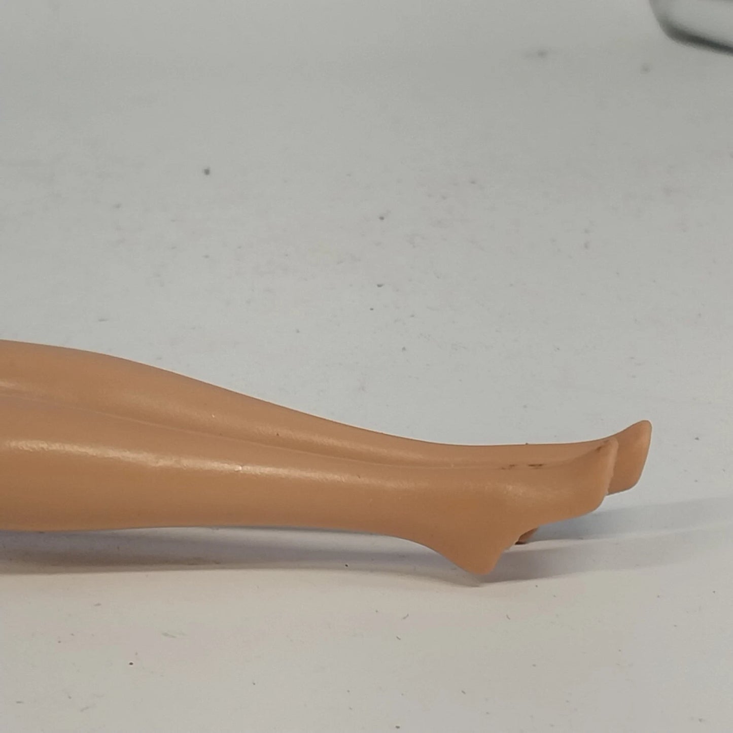 Mattel Barbie Blonde Doll Articulated Elbows Knees 2005 Head 1999 Body Nude