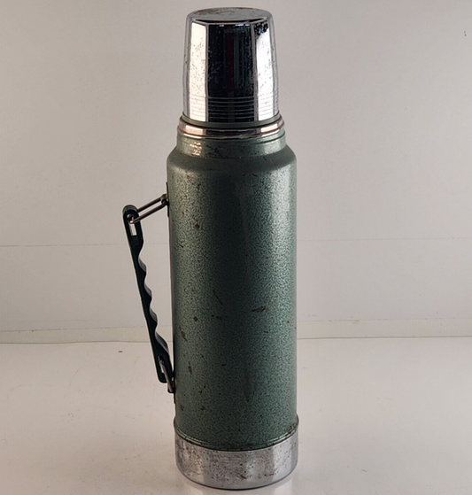 Stanley Aladdin Thermos Green Quart 32 Oz Original A-944DH Vintage Hot Cold USA