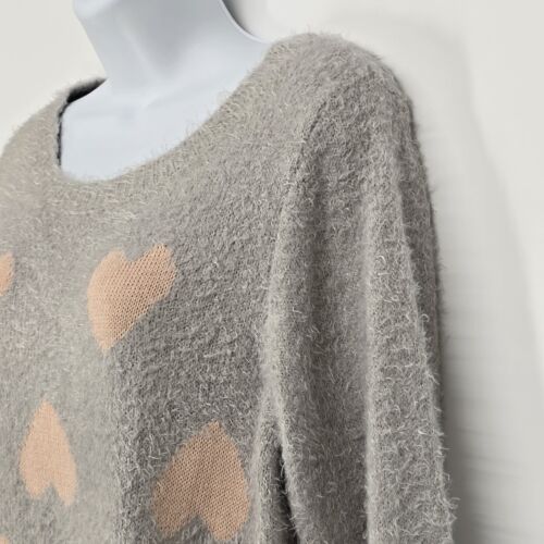 LC Lauren Conrad Women’s sweater Grey Pink Fuzzy Heart Large Size Long Sleeve