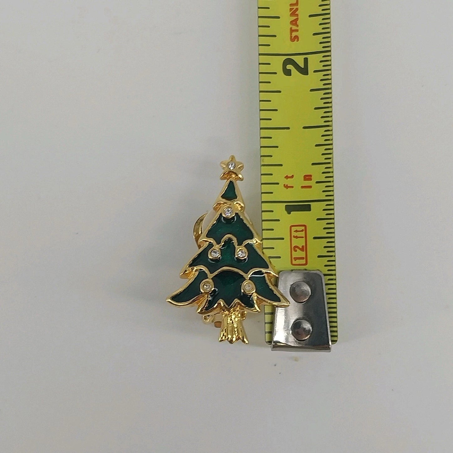 Christmas Tree Clip On Earrings Green Gold Tone Rhinestone Vintage Holiday 1990s