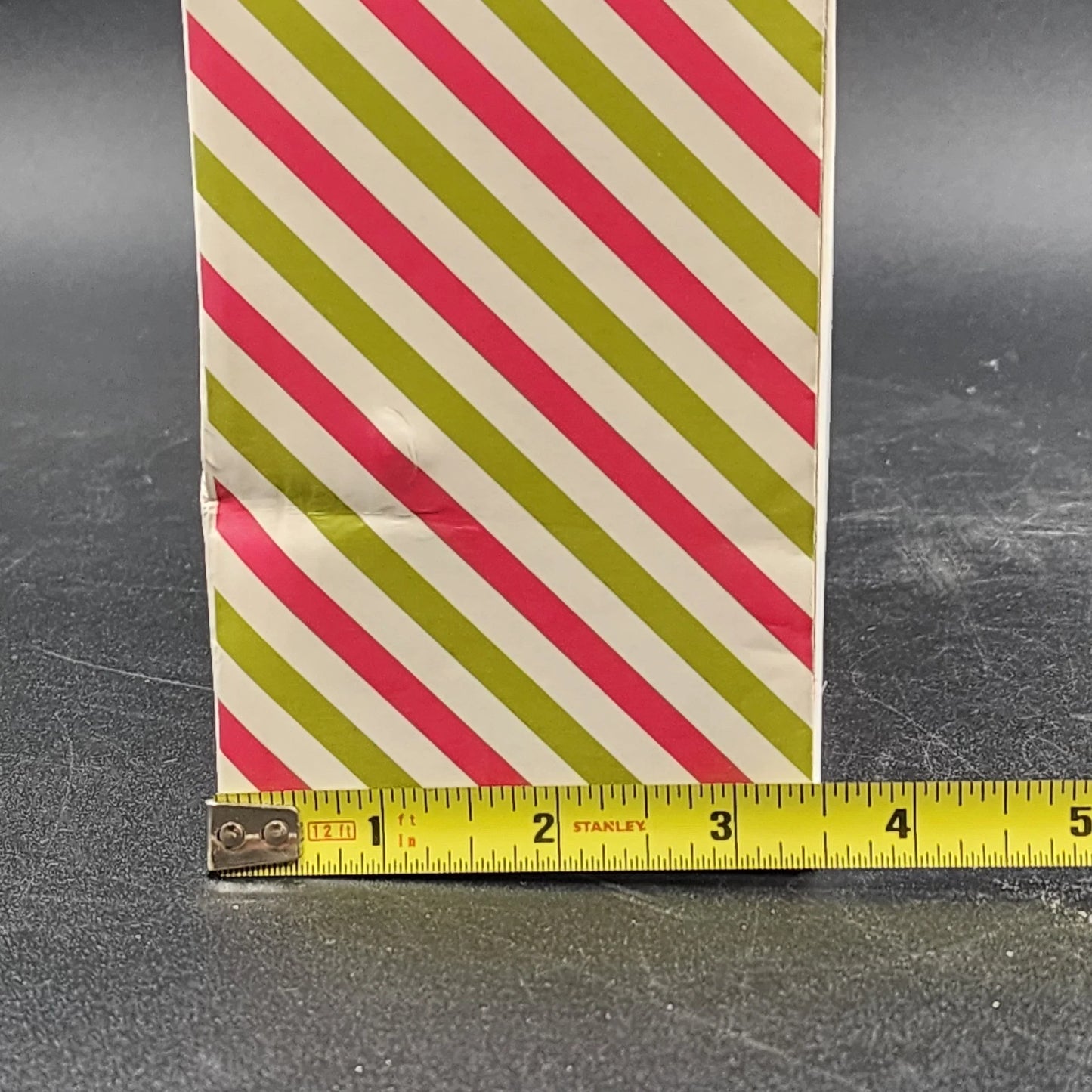 Cupcakes & Cartwheels Ceramic Butterfly Measuring Cups Nesting Set Flower Shape