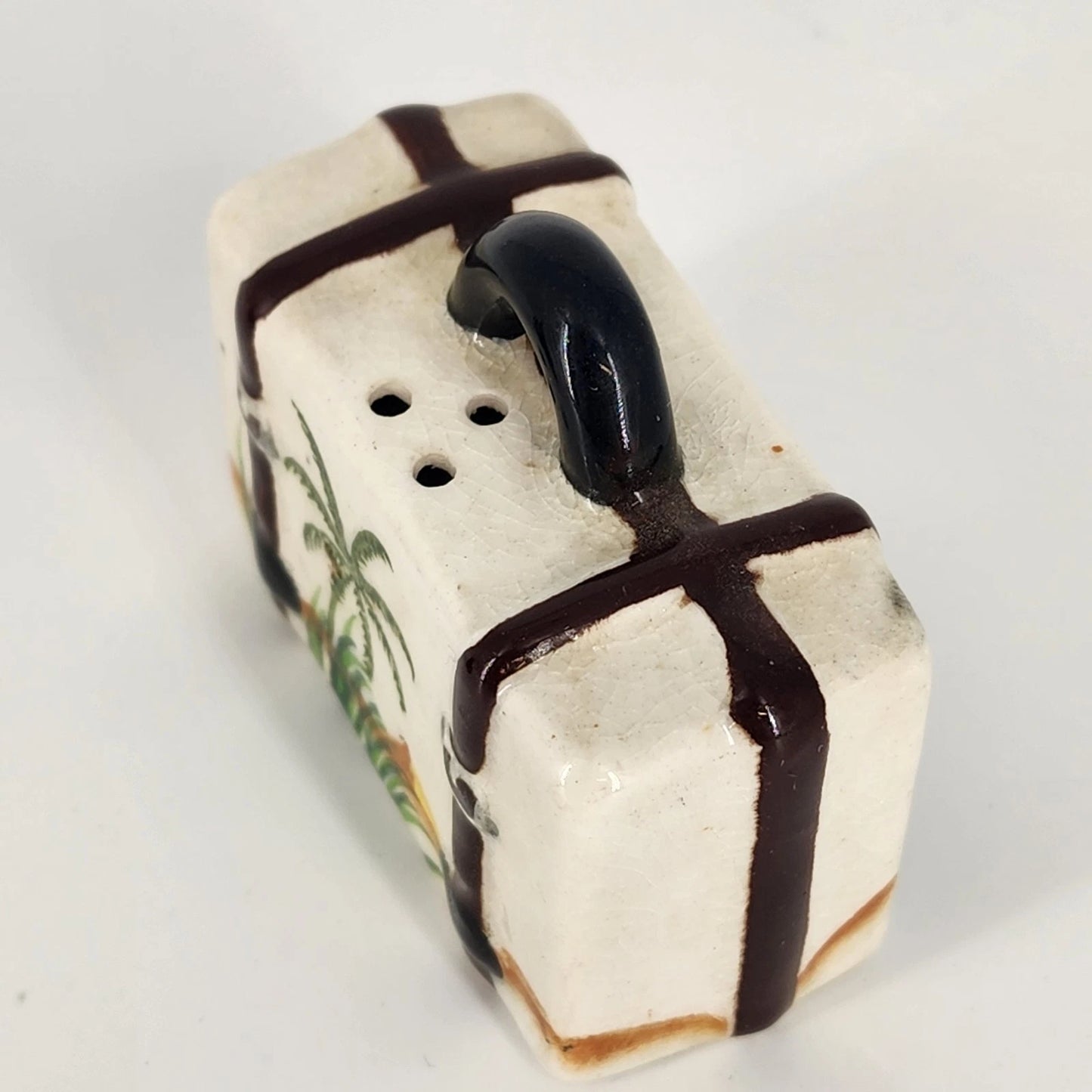 Travel Luggage Suitcase Salt & Pepper Shakers Kitchen Decor Ceramic Japan MCM