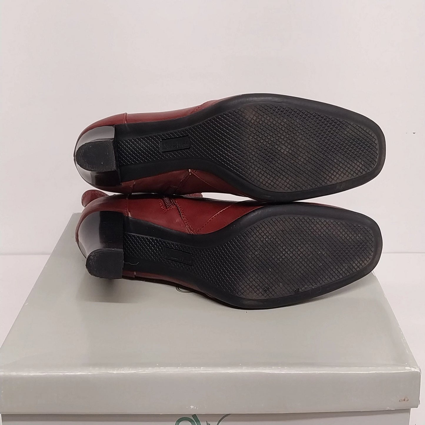 Studio Works Millie Red Leather Ankle Boots Womens 8M Slouchy
